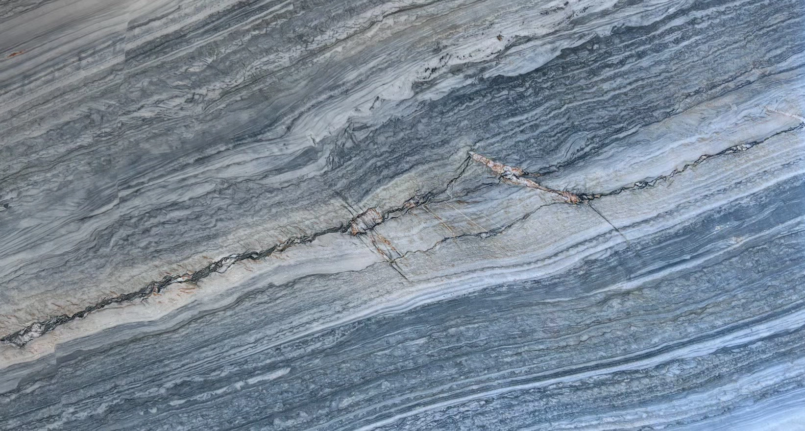 Premium Quartzite Countertops for Kitchens and Bathrooms Premium Quartzite Countertops for Kitchens and Bathrooms