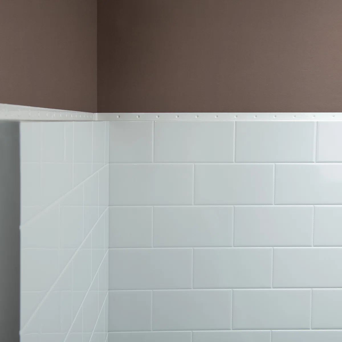 Woodbridge 60 x 32 Surface Alcove Tub and Wall Kit Woodbridge 60 x 32 Surface Alcove Tub and Wall Kit